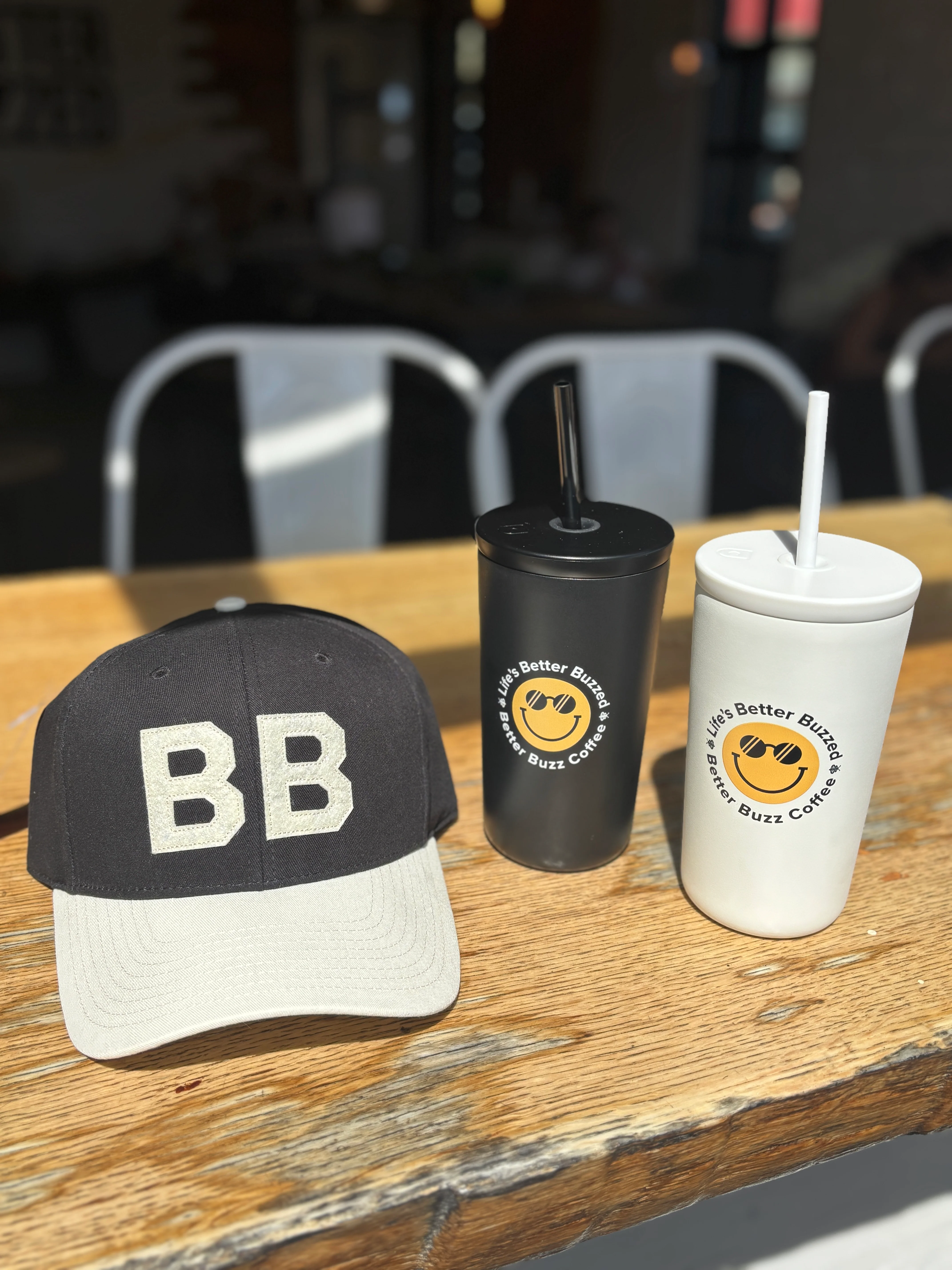 White Smiley Tumbler with Straw - 16 oz - Image 3